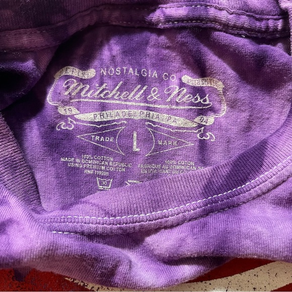 Toronto Raptors T Shirt Tie Dye Tee Sz L Purple Soft Cotton Mitchell Ness - Picture 4 of 4